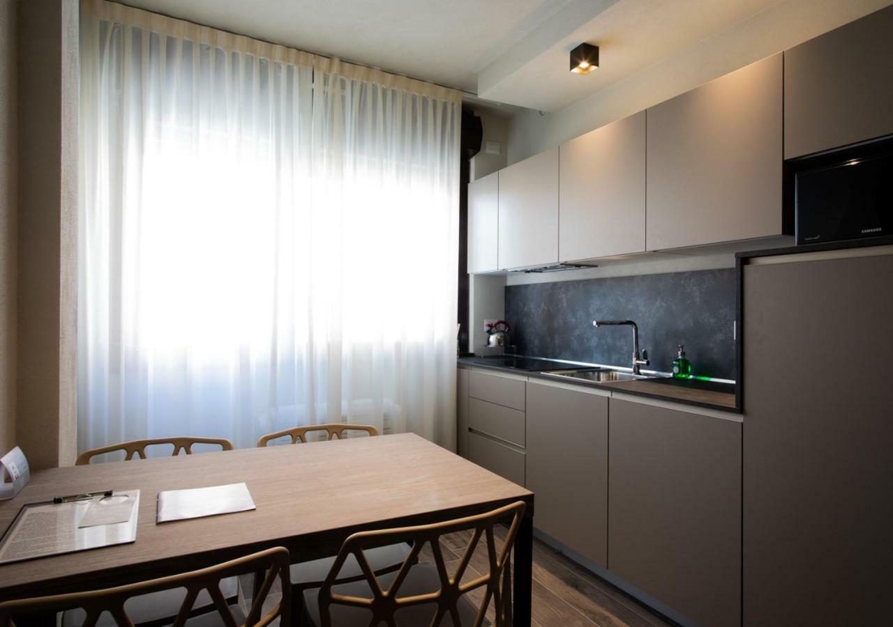 Astoria Living Apartments Bologna Buitenkant foto