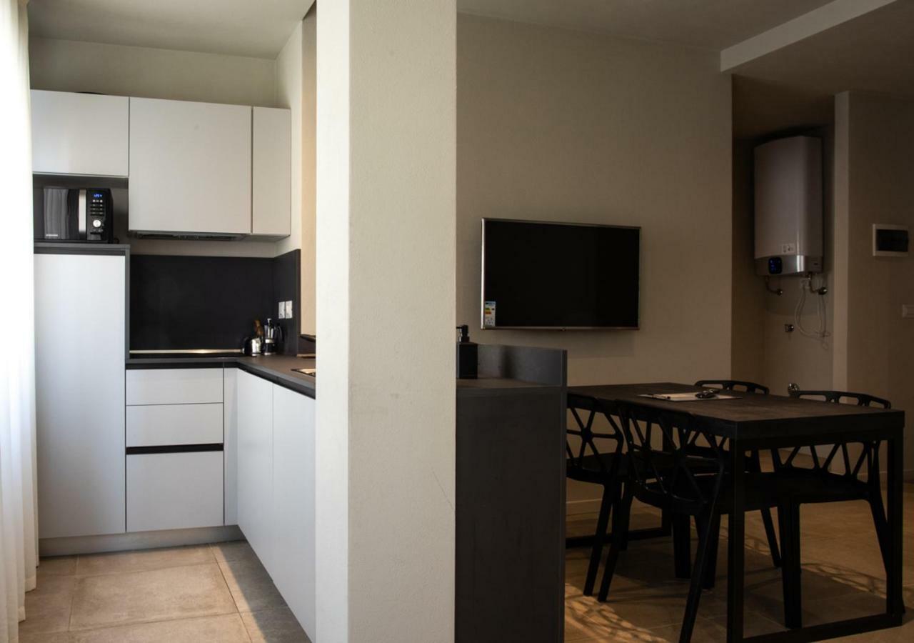 Astoria Living Apartments Bologna Buitenkant foto