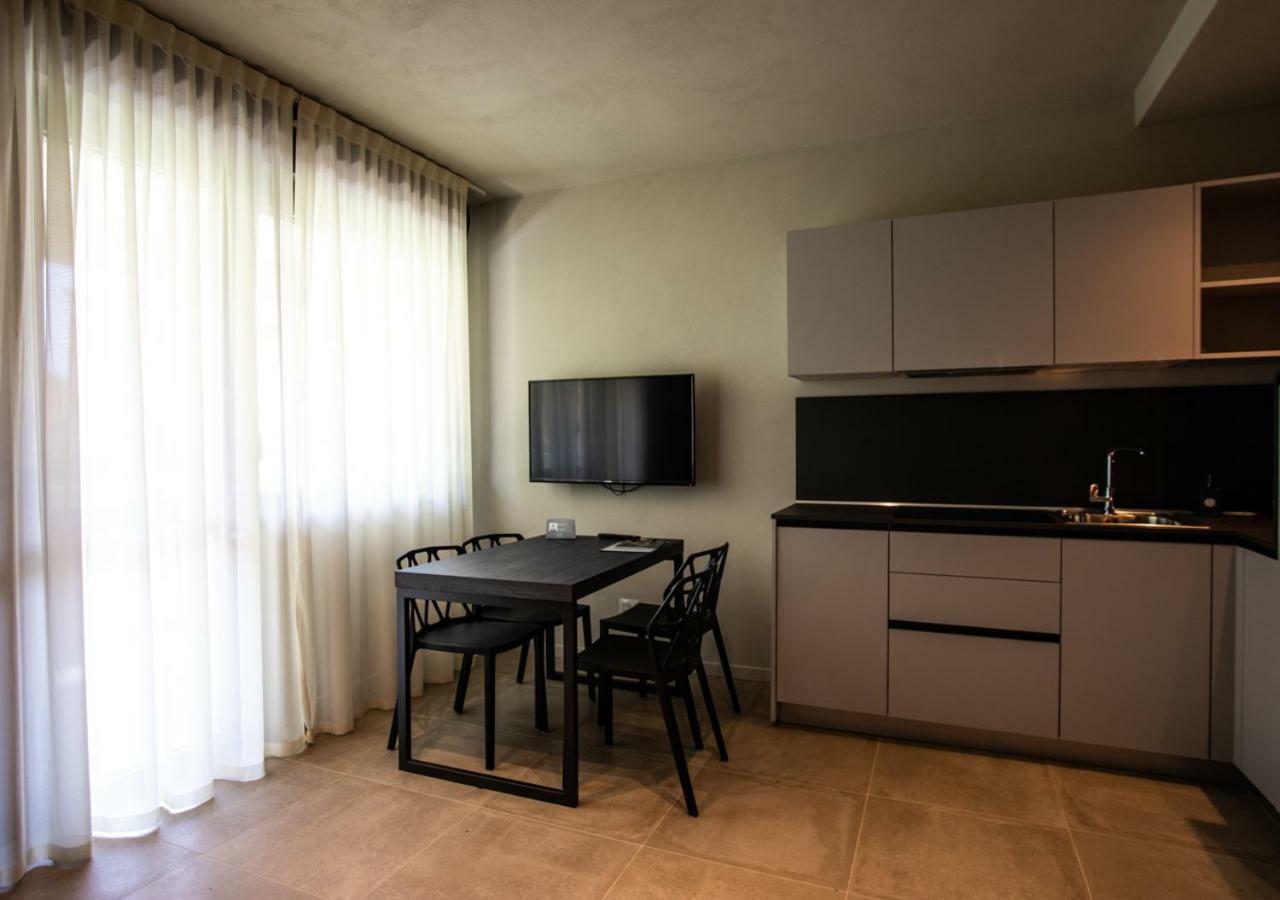 Astoria Living Apartments Bologna Buitenkant foto