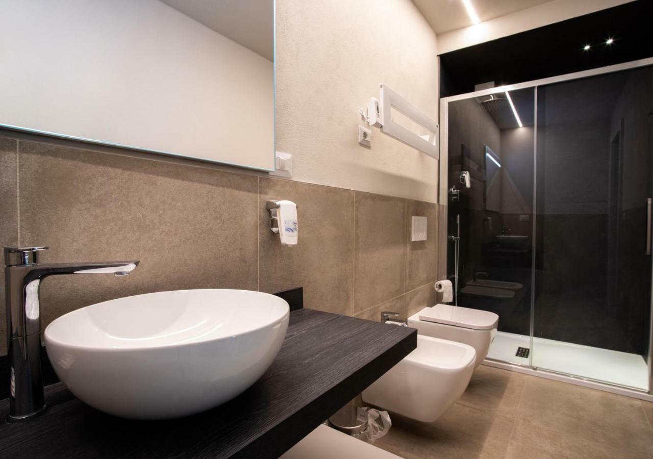 Astoria Living Apartments Bologna Buitenkant foto